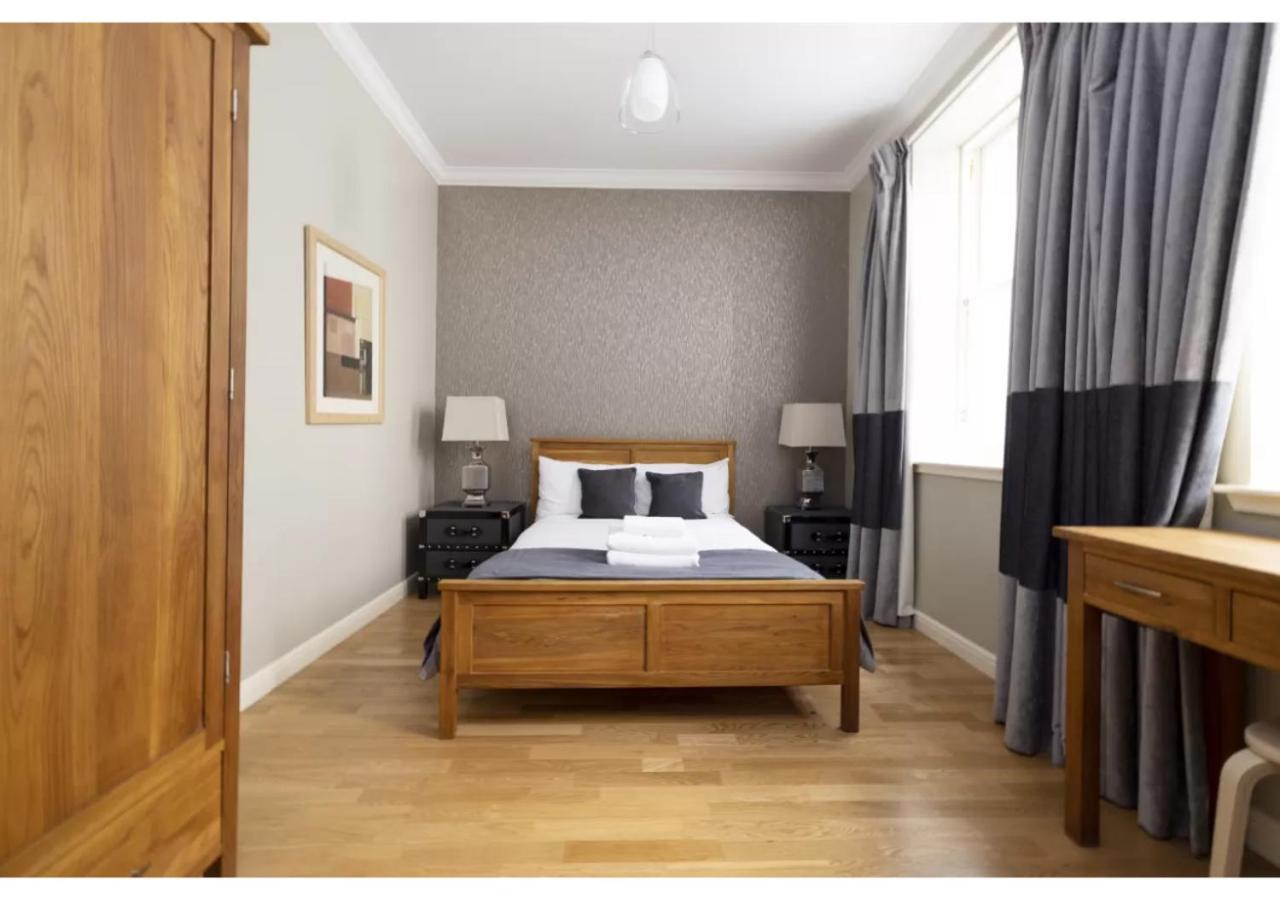 Royal Mile Apartments By Joivy Edynburg Zewnętrze zdjęcie